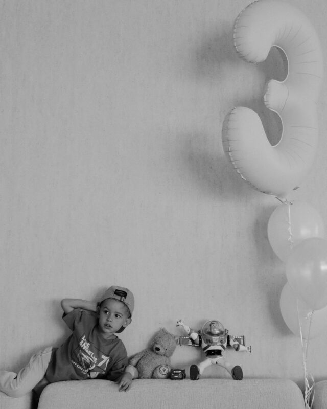 Aujourd’hui c’est l’anniversaire de notre personne préférée sur terre 🤍🎂

Fierté  de notre vie, chaque jour que Dieu fasse on aura entendu “profitez ça passe vite”
Aujourd’hui tu as 3 ans, 3 ans que tu nous rends fier au quotidien autant que ce que tu nous fais rire, c’est dire 🤣.

On t’aime si fort 🤍